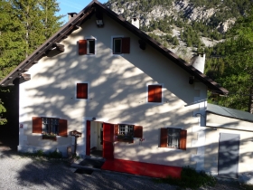 Il Rifugio La Capanna - VERSO L'ALTO